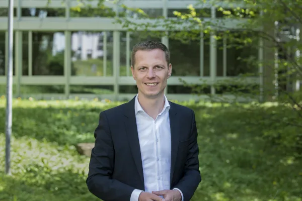 IfE_Prof_Dr_Kai_Niebert__c__Fotograf_Thomas_Entzeroth_D516697-hochaufgelo__st